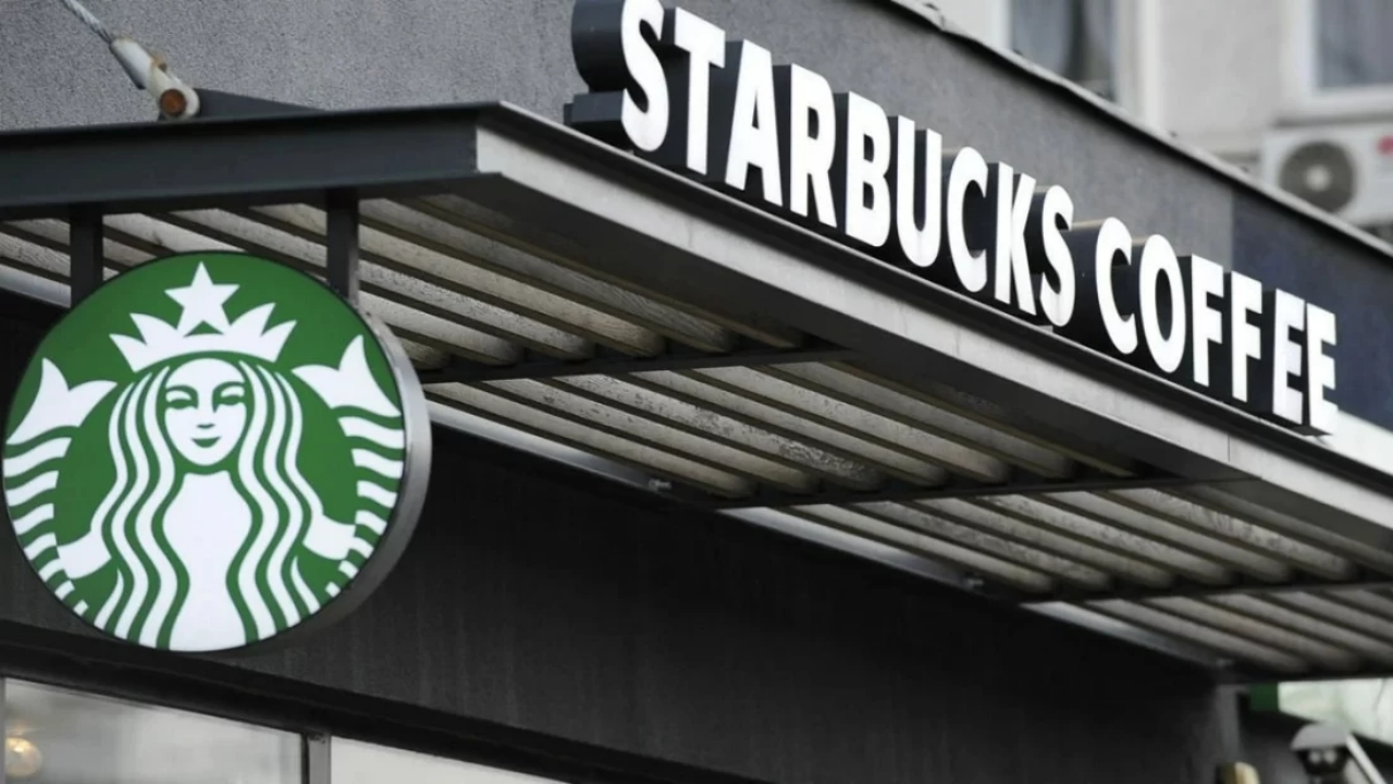Foto - İsrail’e desteği sebebiyle boykot edilen Starbucks’ta hiç hesapta olmayan gelişme! Bakın kime satılıyor