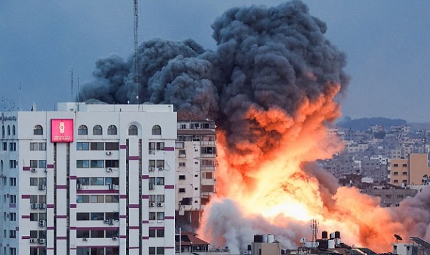 Foto - İsrail’e saldırılarda şok "İran" detayı! Tüm dünyaya böyle duyurdular 