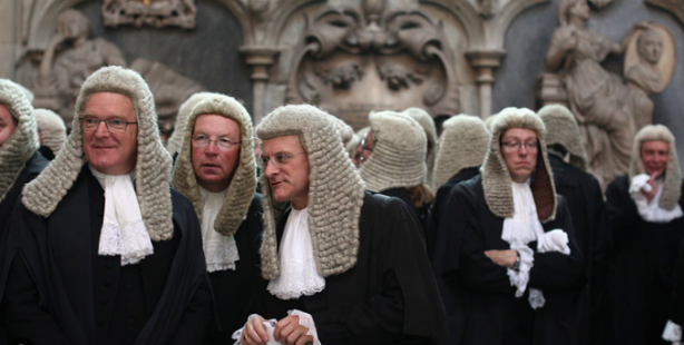 Foto - İsrail’e silah satan savaş suçu işler