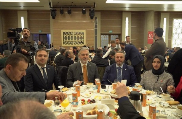 Foto - "İsrail'e ticaret" yaygarası koparan Yeniden Refah İBB adayının Fanta sevdası