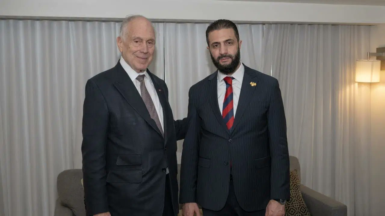 Foto - İsrail’i dizginleyebilecek ender kişilerden… Ahmed Şara Yahudi liderle görüştü!