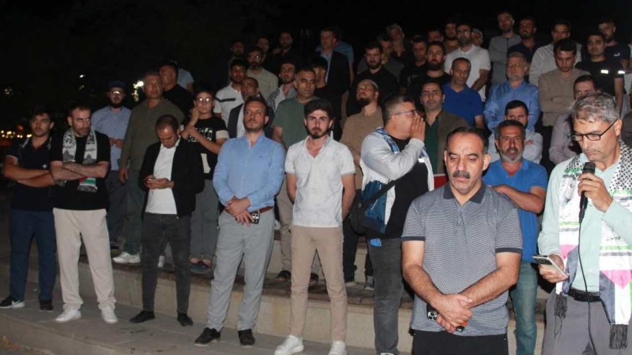İsrail’i protesto ettiler! Siirt’te Sumud Filosu’na destek