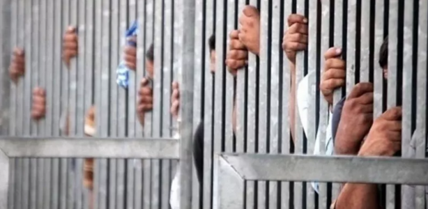 İSRAİL'İN EBU GUREYB'İ! Görüntüler basına sızdı! İsrail’in Filistinli tutuklulara yaptığı işkence ifşa oldu!