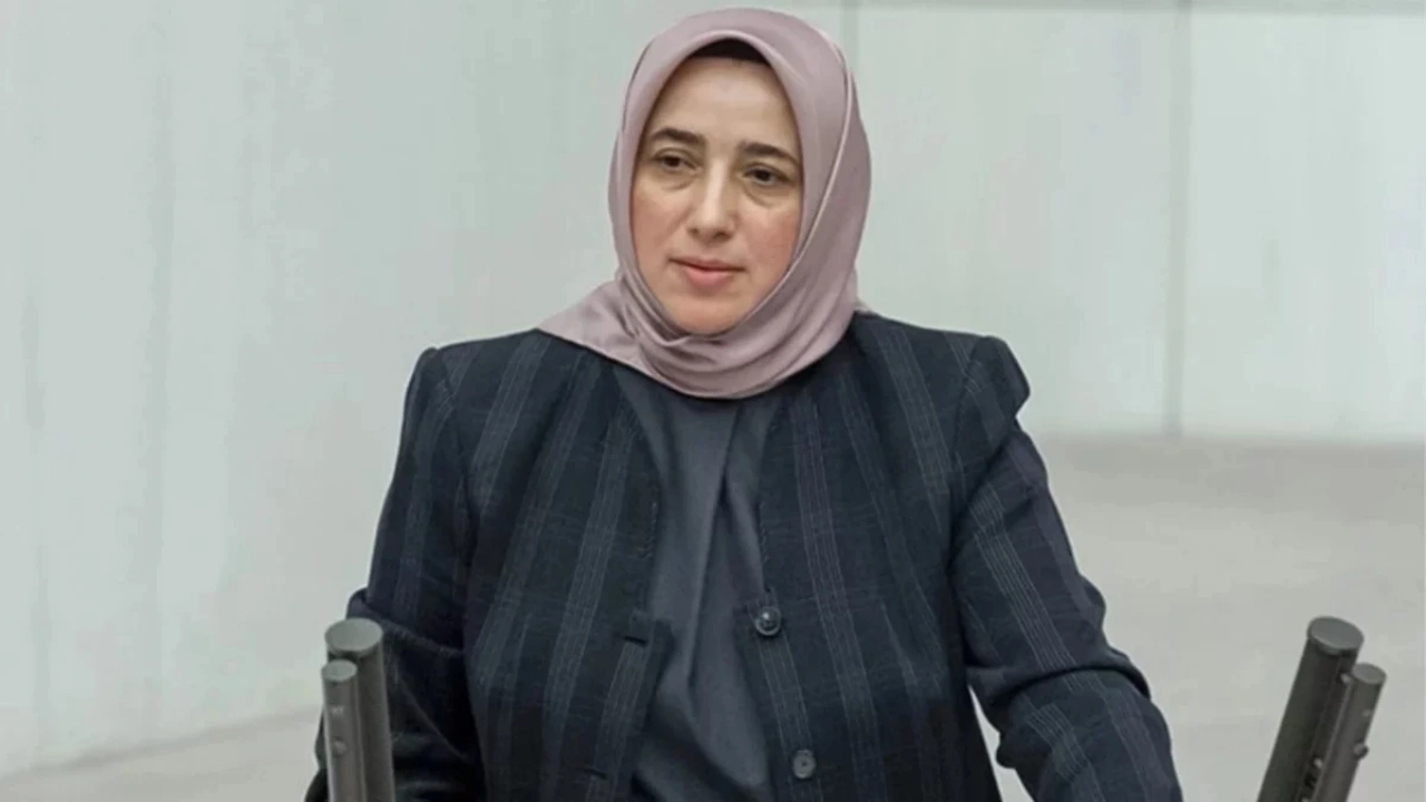 Foto - İsrail’in en büyük propaganda aracına tırpan geliyor! AK Partili Özlem Zengin’den çok konuşulacak öneri: Türkiye’de yasaklansın