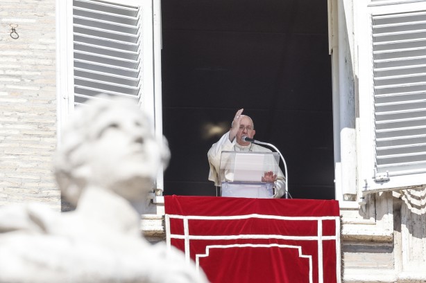 Foto - İsrail'in katliamlarına uyuyan Papa Filistin saldırıya geçince uyandı!