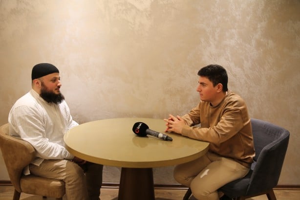 Foto - İsrailli askerler ismini duyunca inanmayıp Fatiha Suresi'ni okumasını istedi! O Türk’ü görünce, "Hemen bunu serbest bırakın" demişler! Bakın kim çıktı
