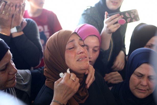 Foto - İsrailli teröristlerin öldürdüğü Filistinli çocuk toprağa verildi! Bir daha saldırdılar