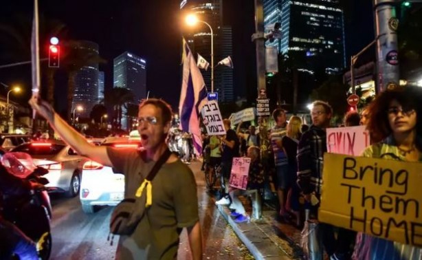 Foto - İsrailli vatandaşlardan Hamas'a Netanyahu çağrısı!