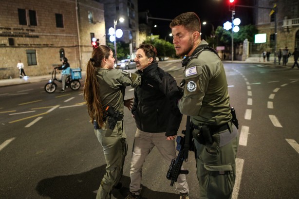 Foto - İsrailliler ateşkes için sokaklara indi