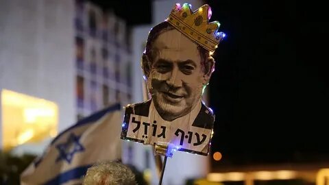 Foto - İsrailliler ayaklandı ‘Sen başlattın sen suçlusun’ Netanyahu’nun evinin önünde büyük protesto