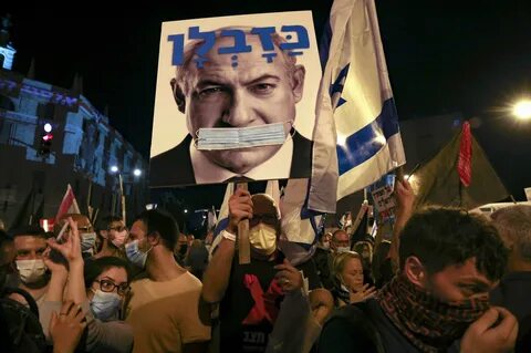 Foto - İsrailliler ayaklandı ‘Sen başlattın sen suçlusun’ Netanyahu’nun evinin önünde büyük protesto