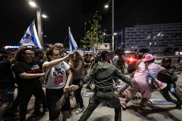 Foto - İsrailliler Netanyahu'ya karşı ayaklandı! Katil Netanyahu'ya protesto şoku