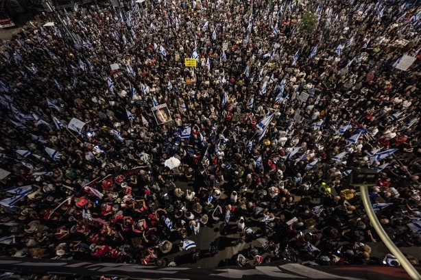 Foto - İsrailliler Netanyahu'ya karşı ayaklandı! Katil Netanyahu'ya protesto şoku