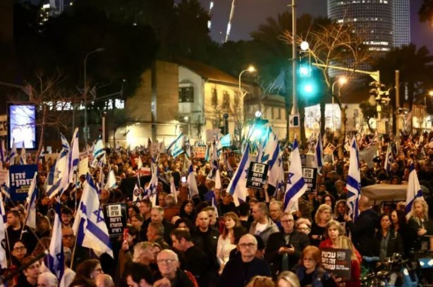 Foto - İsrailliler, siyonist Netanyahu karşıtı gösteri düzenledi