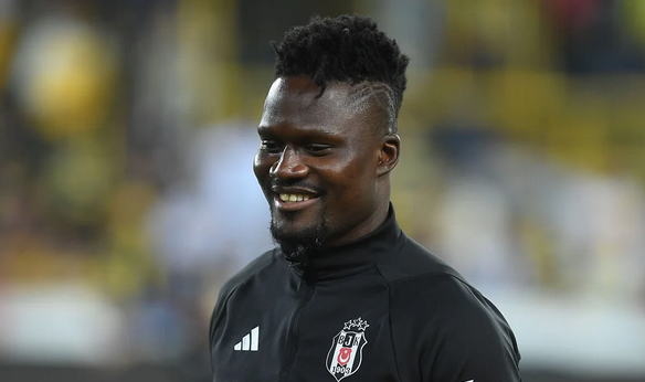 Israrla istiyor: Türkiye'den alacak: Ama beyefendi gitmiyor işte! Çok yazık çok...