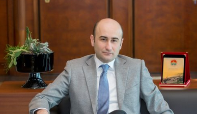 Foto - Israrla istiyor: Türkiye'den alacak: Ama beyefendi gitmiyor işte! Çok yazık çok...