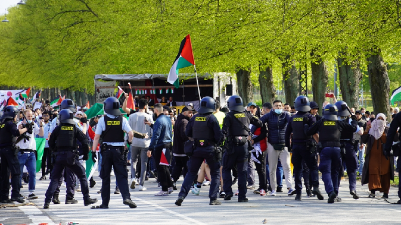 Foto - Issız İsrail! Demir kubbesinin içine mahkum oldu! Dünyanın dört bir yanından lanet yağıyor