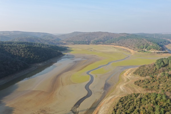 Foto - İstanbul barajları alarm veriyor! Kuraklık kapıya dayandı