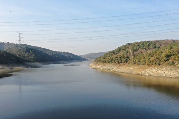 Foto - İstanbul barajları alarm veriyor! Kuraklık kapıya dayandı