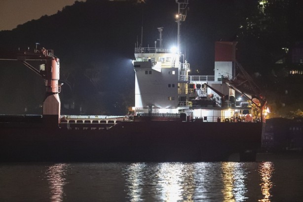 Foto - İstanbul Boğazı gemi trafiğine kapatıldı