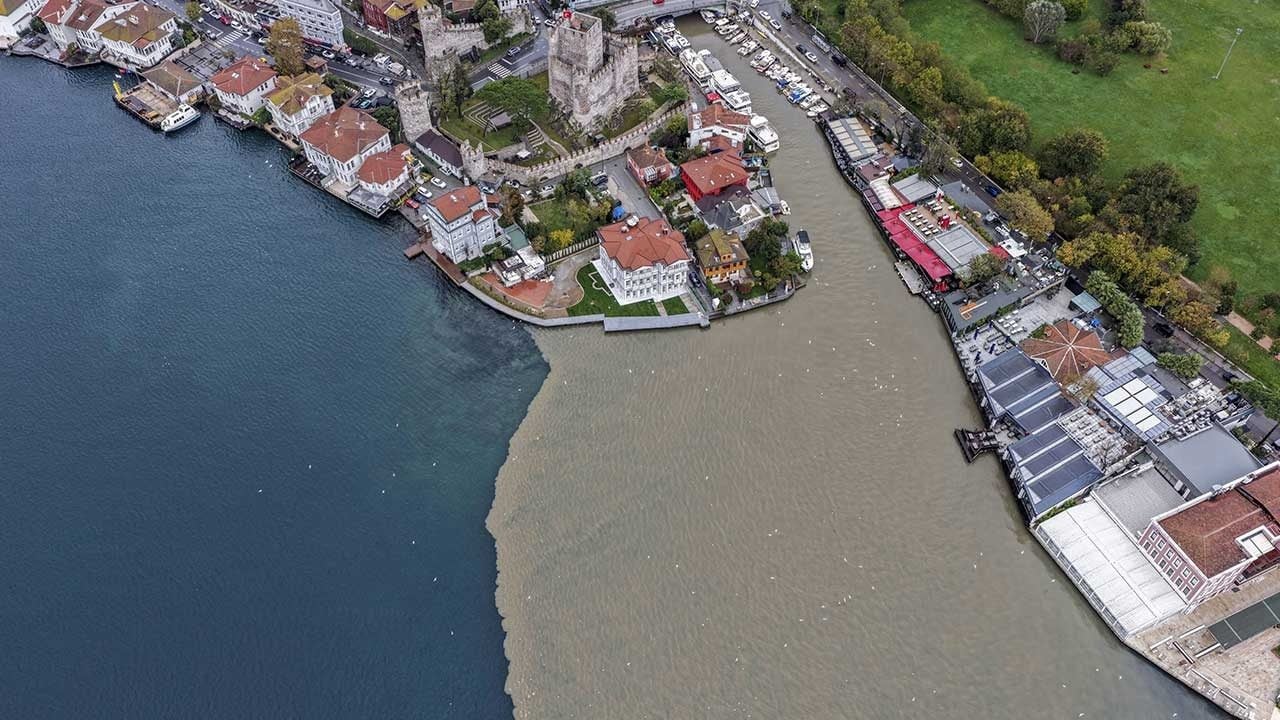 Foto - İstanbul Boğazı'ndaki endişelendiren görüntünün nedeni belli oldu
