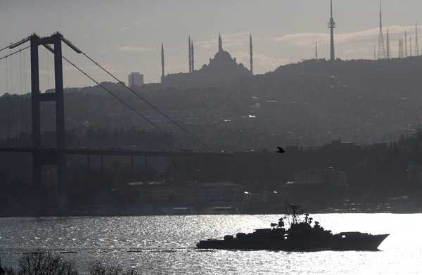 Foto - İstanbul Boğazı'ndan geçtiler