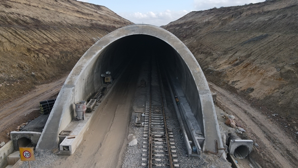 Foto - İstanbul-Edirne arası 1.5 saate inecek! İlk etabın yarısı tamamlandı