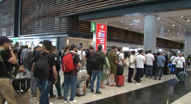 İstanbul Havalimanı'nda bayram yoğunluğu