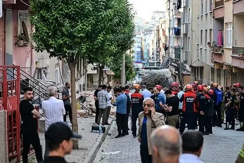 Foto - İstanbul için korkutan açıklama! Uzmanlar deprem olmadan çökebilecek bina sayısını açıkladı