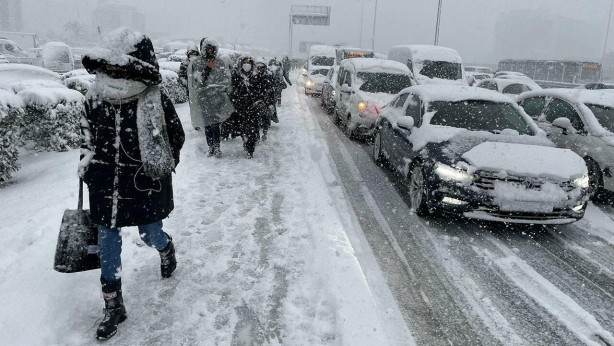 Foto - İstanbul için lapa lapa kar yağışı açıklaması