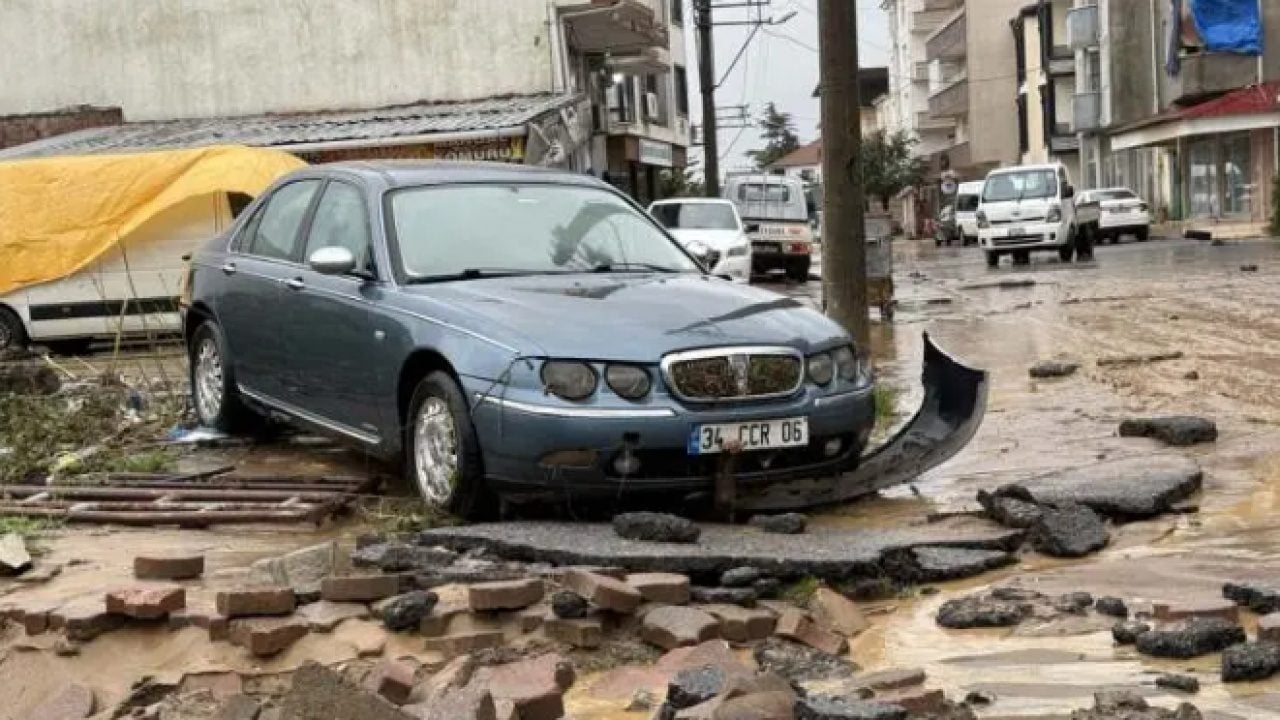 Foto - İstanbul için sel uyarısı: İşte en riskli ilçeler!