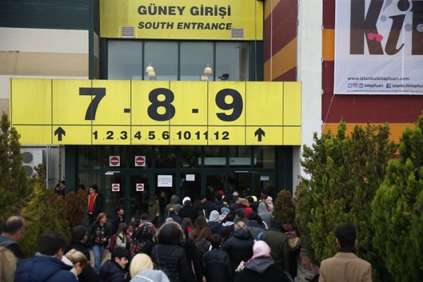 Foto - İstanbul Kitap Fuarı'na halktan yoğun ilgi