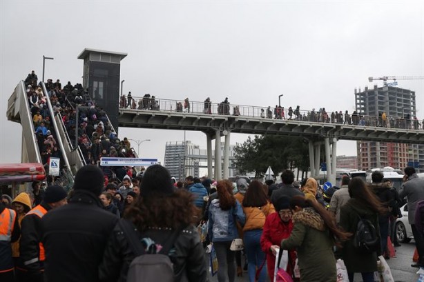 Foto - İstanbul Kitap Fuarı'na halktan yoğun ilgi