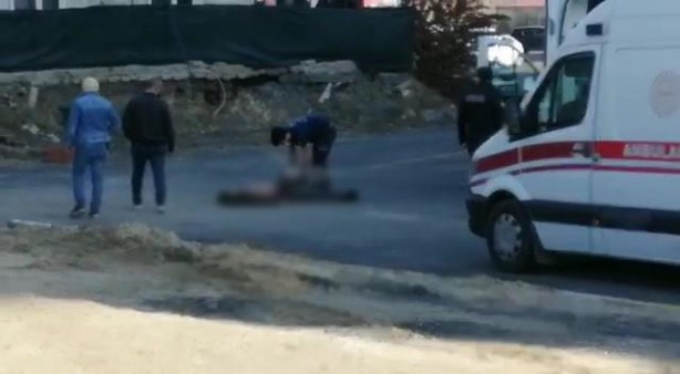 Foto - İstanbul Küçükçekmece Adliyesi önünde silahlı kavga: 3 kişi öldü, 4 kişi yaralandı