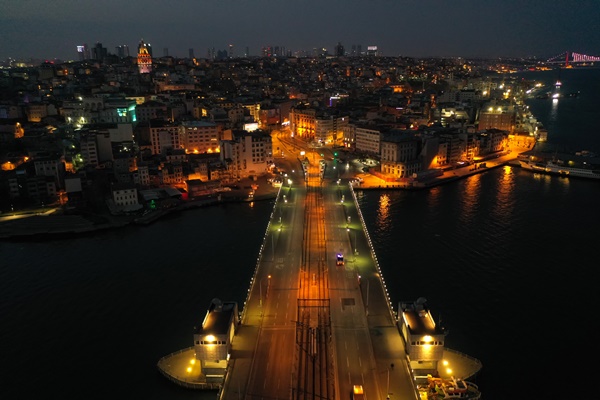 Foto - İstanbul sokağa çıkma yasağında böyle görüntülendi