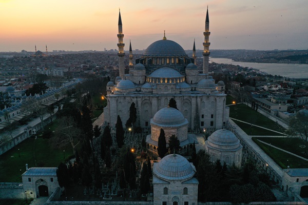 Foto - İstanbul sokağa çıkma yasağında böyle görüntülendi