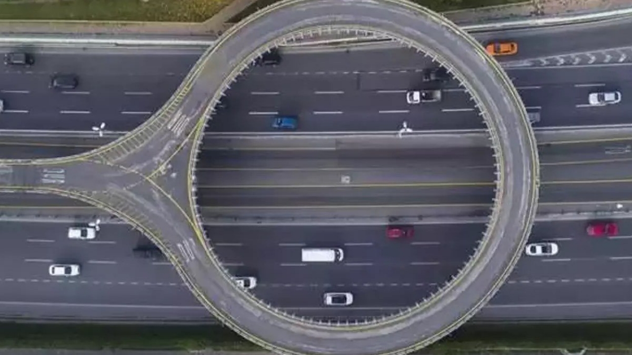 Foto - İstanbul trafiğine nefes aldıracak teknoloji duyuruldu! "Akıllı yol" geliyor