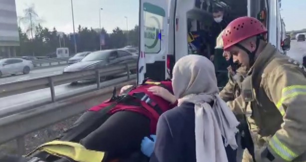 Foto - İstanbul trafiğini kilitleyen zincirleme kaza