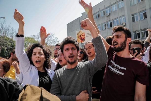 Foto - İstanbul Üniversitesi Cerrahpaşa Tıp'ta 'Bölünme' protestosu 