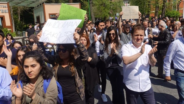 Foto - İstanbul Üniversitesi Cerrahpaşa Tıp'ta 'Bölünme' protestosu 