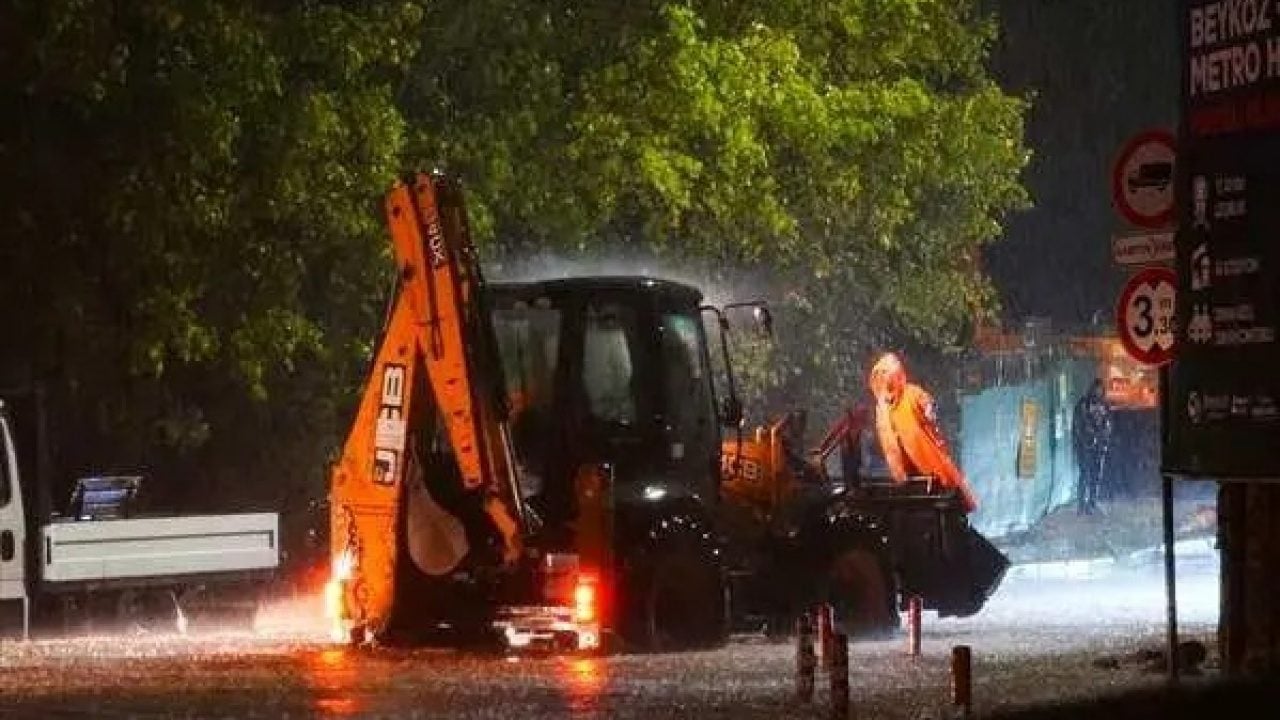 Foto - İstanbul Valiliği'nden 'dışarı çıkmayın' uyarısı!