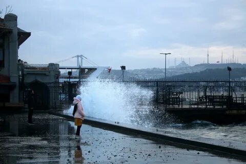 Foto - İstanbul Valiliği'nden saatli fırtına uyarısı! 17 il için sarı kodlu alarm