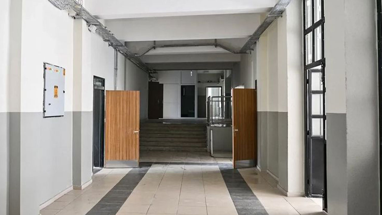 Foto - İstanbul Valisi Davut Gül açıkladı! Deprem sonrası okullardaki son durum belli oldu