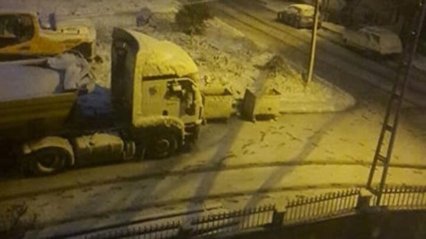 Foto - İstanbul yeniden beyaza büründü