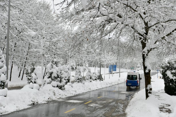 Foto - İstanbul'a beklenen kar geliyor! Atkı, eldiven, bere ne varsa hazırlayın... Uzman isim net tarihi duyurdu
