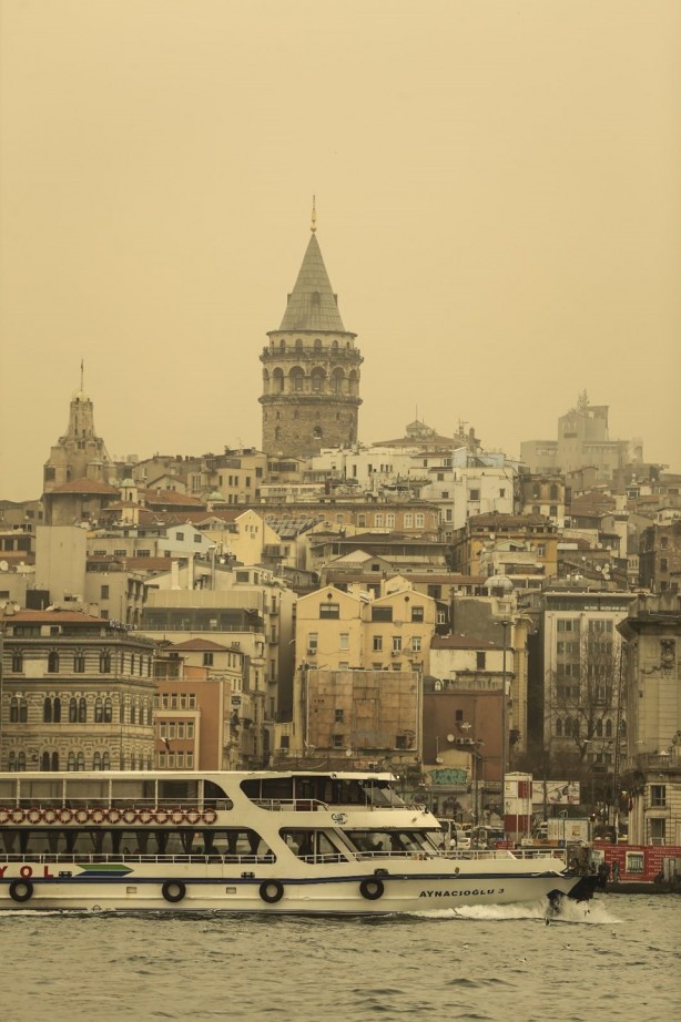 Foto - İstanbul'a çamur yağdı!