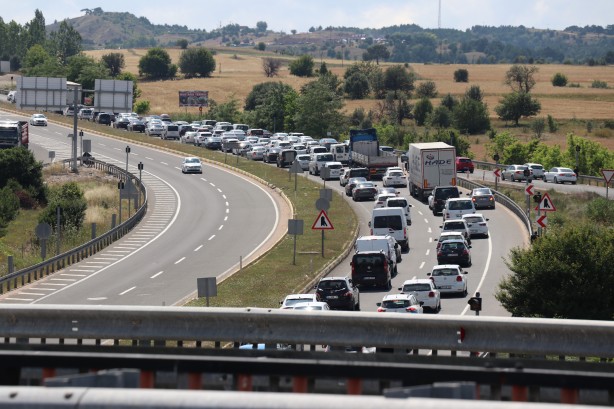 Foto - İstanbul'a dönüşte Karabük kilit!