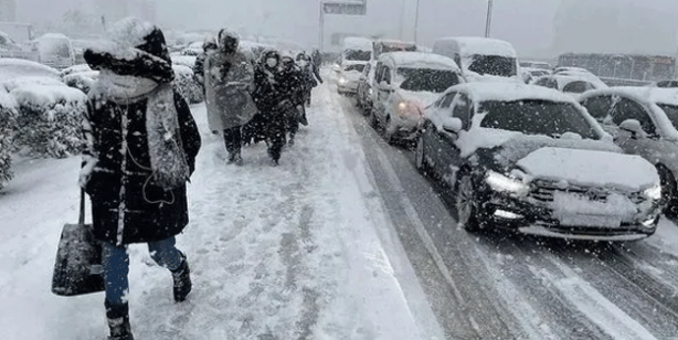 İstanbul'a hafta sonu kar yağacak mı? Meteoroloji'den son dakika açıklaması