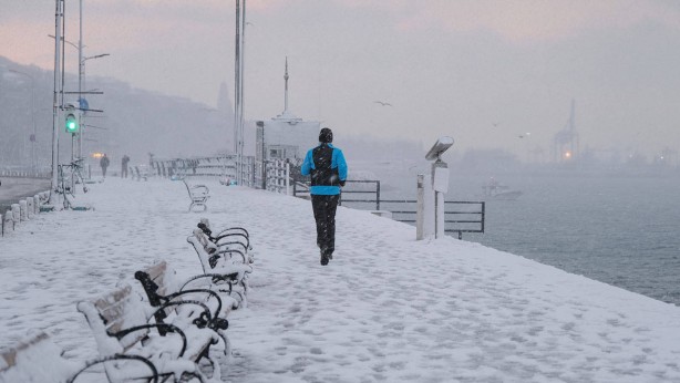 Foto - İstanbul'a kar fena geliyor! Gün hatta saat verildi... Atkı, bere ve eldivenleri hazırlayın