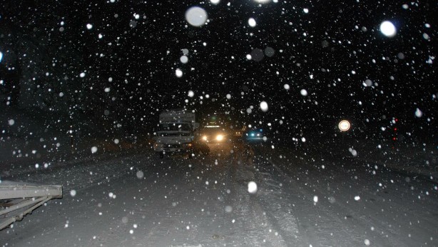 Foto - İstanbul'a kar fena geliyor! Gün hatta saat verildi... Atkı, bere ve eldivenleri hazırlayın